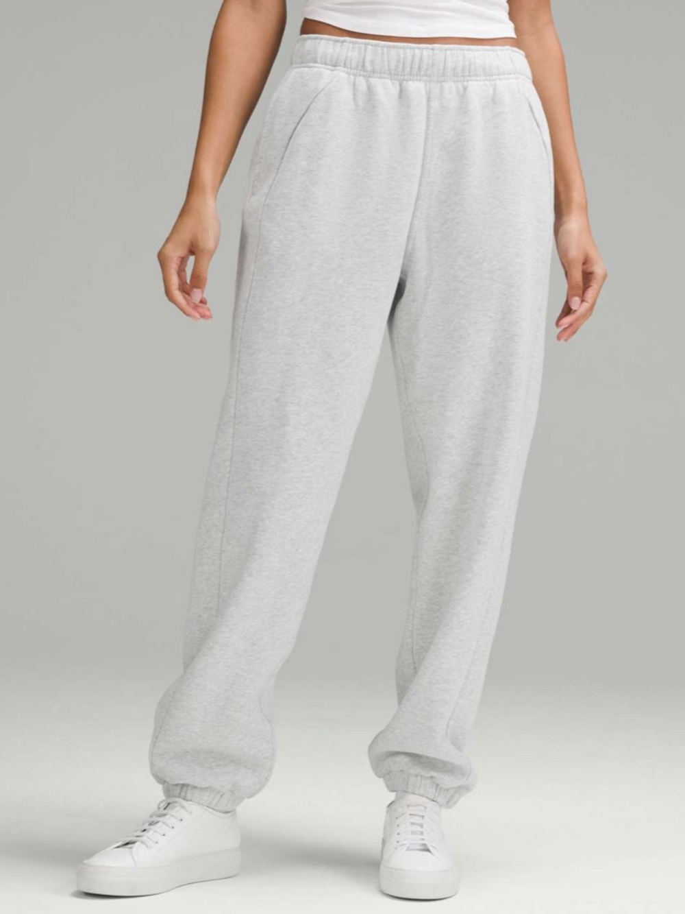{L} lululemon athletica Scuba Mid-Rise Oversized Jogger — Light Gray